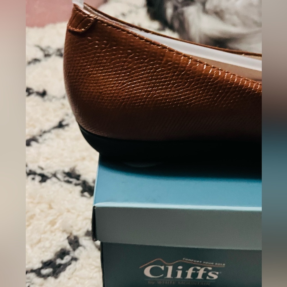 NWT Cliffs White Mountain Tan ballet flat WIDE - Picture 8 of 9